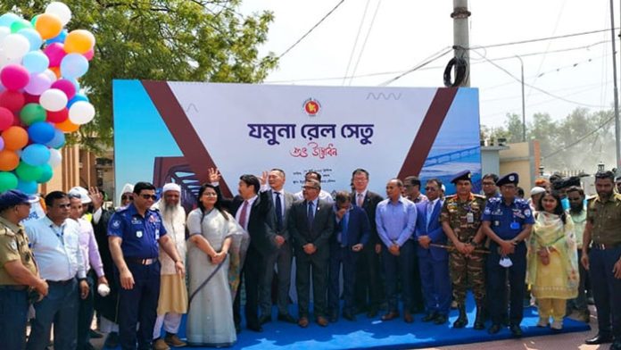 Jamuna-railbridge-2503180702