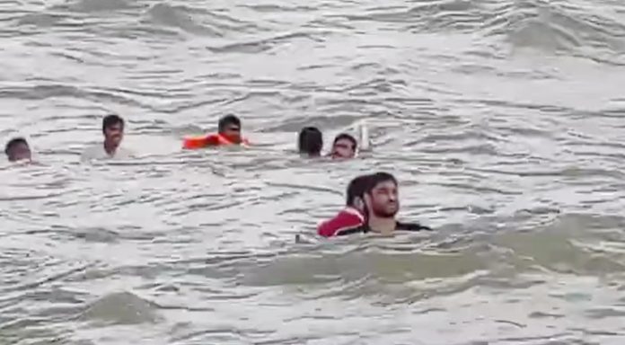 1745480225.Swandip