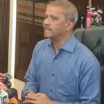 বিকেলে বৈঠক, সরকারি কর্মচারীদের ধৈর্য ধরতে বললেন আইন উপদেষ্টা