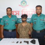 পাহাড়তলী জেলে পাড়ায় লুণ্ঠিত পিস্তল ও গুলিসহ ‘ব্লেড মাসুম’ গ্রেপ্তার