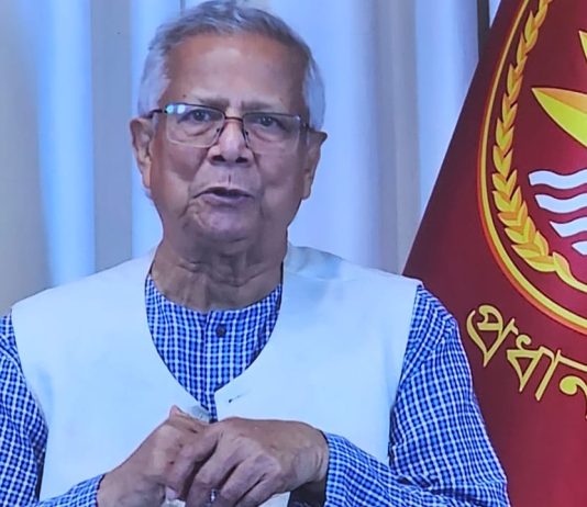 ঝুঁকি নিয়ে আহতদের সেবা দেওয়া চিকিৎসকরা ‘জুলাই নায়ক’ : প্রধান উপদেষ্টা