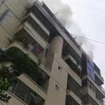 চট্টগ্রাম জামালখান এলাকার একটি বহুতল ভবনে আগুন