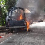 গোপালগঞ্জে পুলিশের গাড়িতে আগুন