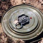 অধিবাসীদের রক্ষা করার উদ্যোগ নিন