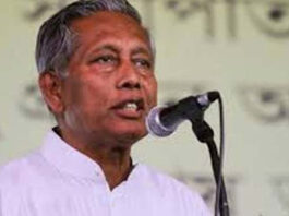 দিলীপ বড়ুয়াকে খুঁজে পাচ্ছেন না দলের নেতাকর্মীরা