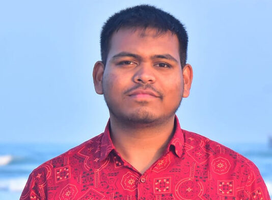 ডাকসুতে স্বতন্ত্র প্রার্থী মাহিন সরকারকে বহিষ্কার করল এনসিপি