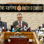 যুক্তরাষ্ট্রের পাল্টা শুল্ক ১৫ শতাংশে নামিয়ে আনার চেষ্টা চলছে: বাণিজ্য উপদেষ্টা