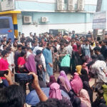 রোহিঙ্গা ক্যাম্পে শিক্ষকদের আন্দোলন : আটক ২০, থানা ফটকে বিক্ষোভ