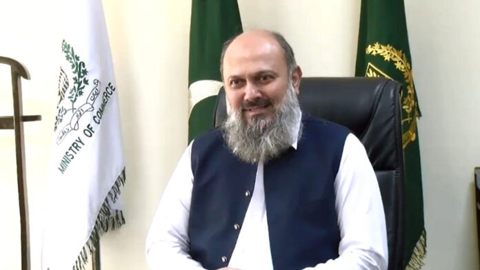 jam-kamal-khan-20250819122424