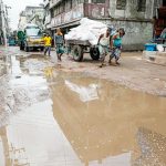 চাক্তাইয়ের বেহাল সড়কের কারণে ক্ষতিগ্রস্ত হচ্ছে পাইকারি ব্যবসা