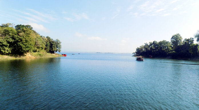 Aronnak_Holiday_Cottage,_Rangamati10