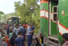 জয়পুরহাটে ট্রেন লাইনচ্যুত, ৫ ঘণ্টা পর চলাচল স্বাভাবিক