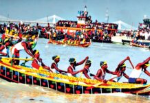 গুলজার মামার নৌকা বাইচ