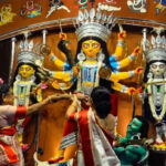 ষষ্ঠী পূজার মধ্যদিয়ে শুরু হয়েছে শারদীয় দুর্গোৎসব