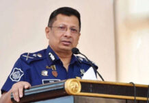 ‘র্যাবের বন্দিশালায় থাকা ব্যারিস্টার আরমানের মুক্তির চেষ্টা করেছি’