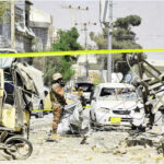 পাকিস্তানে আত্মঘাতী হামলায় নিহত অন্তত ১০