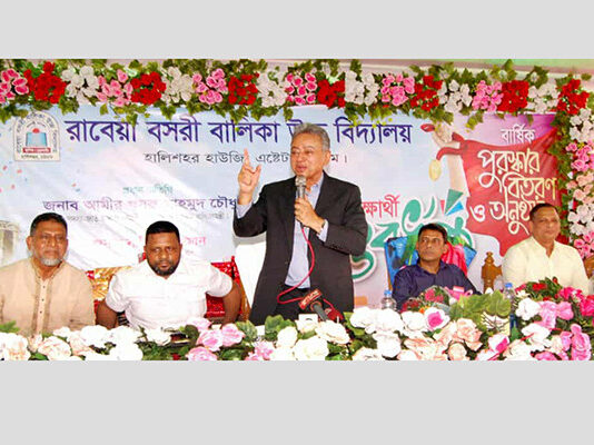 নারীর ক্ষমতায়ন ছাড়া দেশ এগিয়ে যেতে পারে না: আমীর খসরু