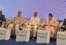 উপদেষ্টা হিসেবে আমাদের সেফ এক্সিটের দরকার নেই : আসিফ নজরুল