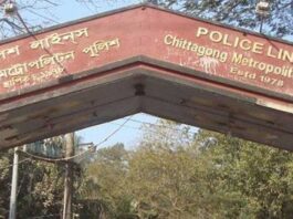 দামপাড়া পুলিশ লাইন্সে বাস উল্টে ২৭ নারী পুলিশ সদস্য আহত