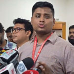 ইসি স্বেচ্ছাচারী সিদ্ধান্ত নিচ্ছে : হাসনাত আবদুল্লাহ