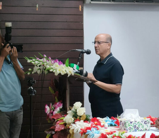 ‘দলীয় লেজুড়বৃত্তি করে সাংবাদিকতাকে কলুষিত করবেন না’