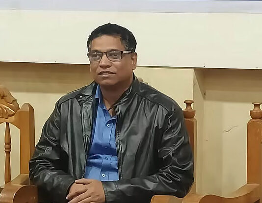 সীতাকুণ্ডে ‘মব’ সৃষ্টি করে সাংবাদিকের ওপর হামলার অভিযোগ