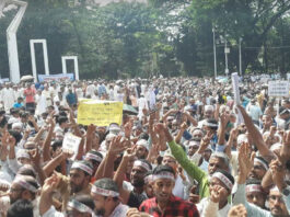 ৯ দিন ধরে শহীদ মিনারে এমপিওভুক্ত শিক্ষকরা, আজ আমরণ অনশনে