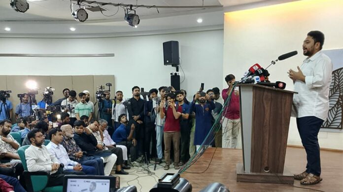 Untitled-1-244f468fa9454570576a40c9cdaee851