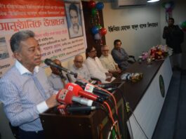 ঐকমত্যের বাইরে কথা বললে বিভেদ বাড়বে: আমীর খসরু