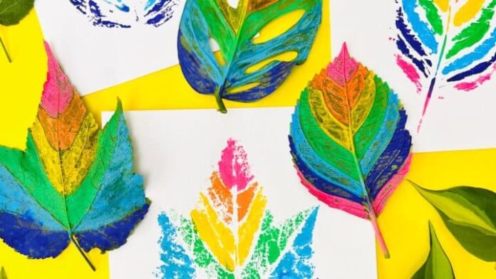 painted-leaf-art11-720x405