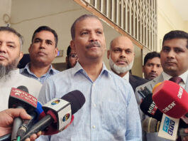 নির্বাচন বিলম্বিত করার কোনো ইস্যু নেই : আসিফ নজরুল