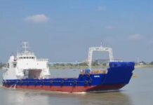 বাংলাদেশে তৈরি ৩ ল্যান্ডিং ক্রাফট যাচ্ছে আরব আমিরাতে