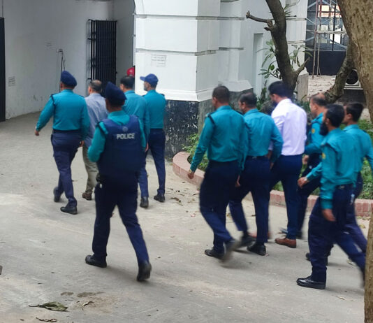 বিজিবি কর্মকর্তা রেদোয়ানুলসহ চারজনের অভিযোগ গঠনের শুনানি ৪ ডিসেম্বর