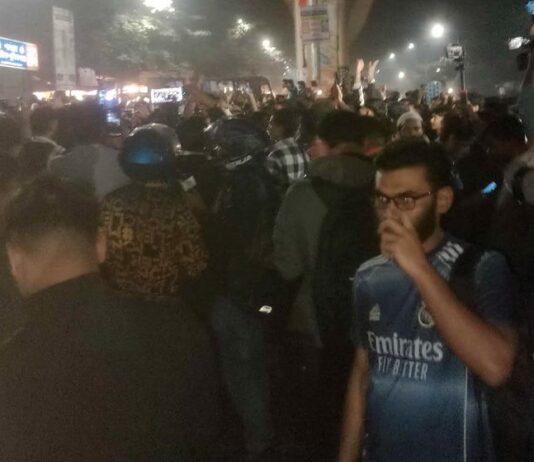 হাদির মৃত্যুতে শাহবাগে শোক মিছিল