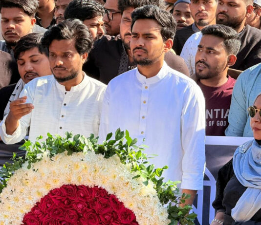 একাত্তরের মতোই দেশকে মেধাশূন্য করার চেষ্টা চলছে : আসিফ মাহমুদ