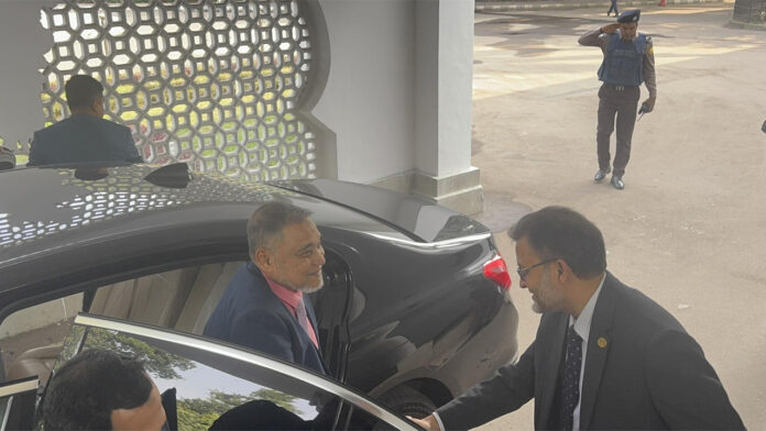 cec-chief-justice-20251209140338