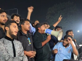 ওসমান হাদির খুনিদের বিচারের দাবিতে উত্তাল ঢাবি