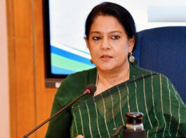 হাদির ওপর হামলাকারীদের ধরতে সর্বোচ্চ চেষ্টা করছে সরকার