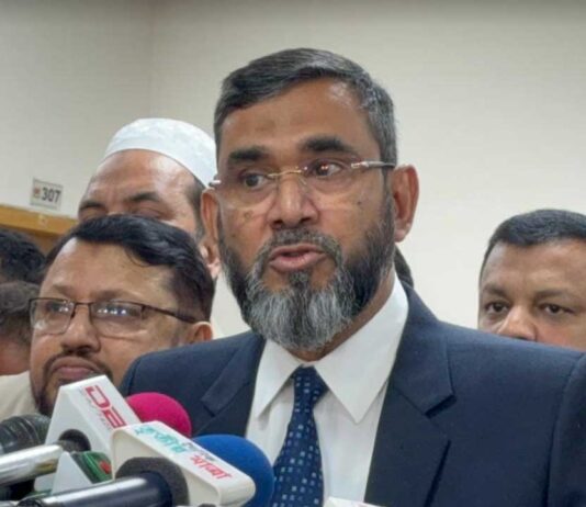 ১৫ ডিসেম্বরের মধ্যে তফসিল : ইসি সানাউল্লাহ