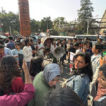 স্বরাষ্ট্র উপদেষ্টার পদত্যাগ চেয়ে শাহবাগ অবরোধ