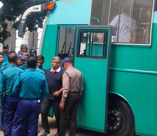 টিএফআই সেলে গুম : সশরীরেই ট্রাইব্যুনালে আসতে হবে সেনা কর্মকর্তাদের