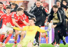 চ্যাম্পিয়ন্স লিগ : গোলরক্ষকের গোলে প্লে-অফে বেনফিকা