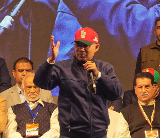 মুনাফেকদের হাত থেকে দেশের মানুষকে রক্ষা করতে হবে : তারেক রহমান