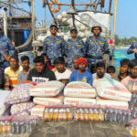 মিয়ানমারে পাচারকালে দুই বোটভর্তি সিমেন্টসহ আটক ১৯