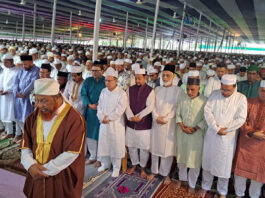 নগরে উৎসবমুখর পরিবেশে ঈদুল ফিতর অনুষ্ঠিত