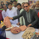 প্লাস্টিক জমা দিলেই ‘রমজানের বাজার’