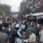 নগরের ঈদবাজারে ক্রেতার ঢল