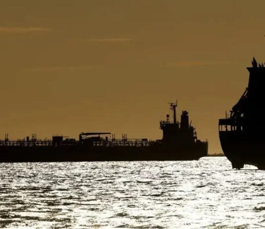 চট্টগ্রাম বন্দরে আসছে ১ লাখ ৯৩ হাজার টন গ্যাস