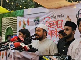 গণভোটের বৈধতা আদালতে নিয়ে প্রশ্নবিদ্ধ করবেন না : নাহিদ ইসলাম