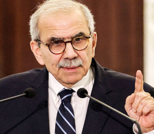 হিজবুল্লার রাজনৈতিক কার্যক্রম নিষিদ্ধ করলেন লেবাননের প্রধানমন্ত্রী